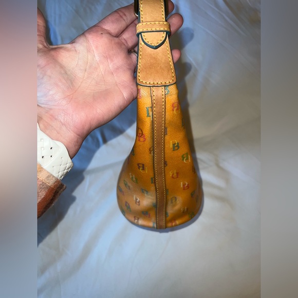 Vintage Authentic Dooney & Bourke Signature Rainbow bucket shoulder bag - Picture 13 of 13